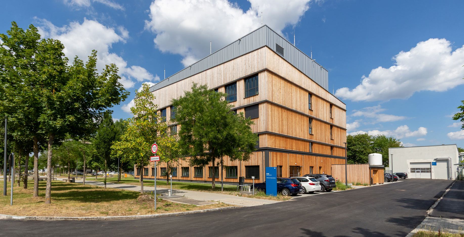 COS Forschungsinstitut in Holzbauweise am TUM Campus Garching